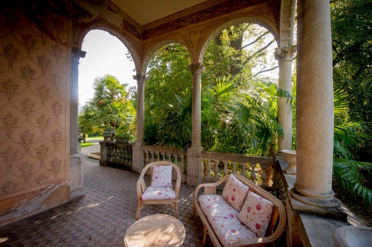 Villa Confalonieri Mandello del Lario Rum bild